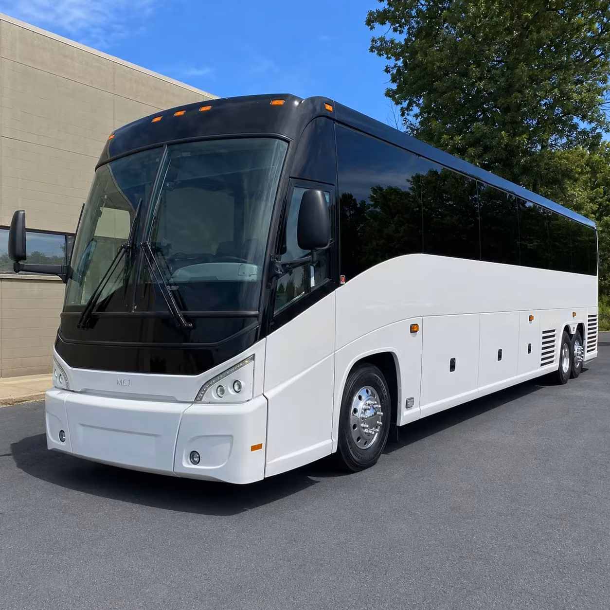 find the right bus for your carlsbad group s las vegas long distance trip