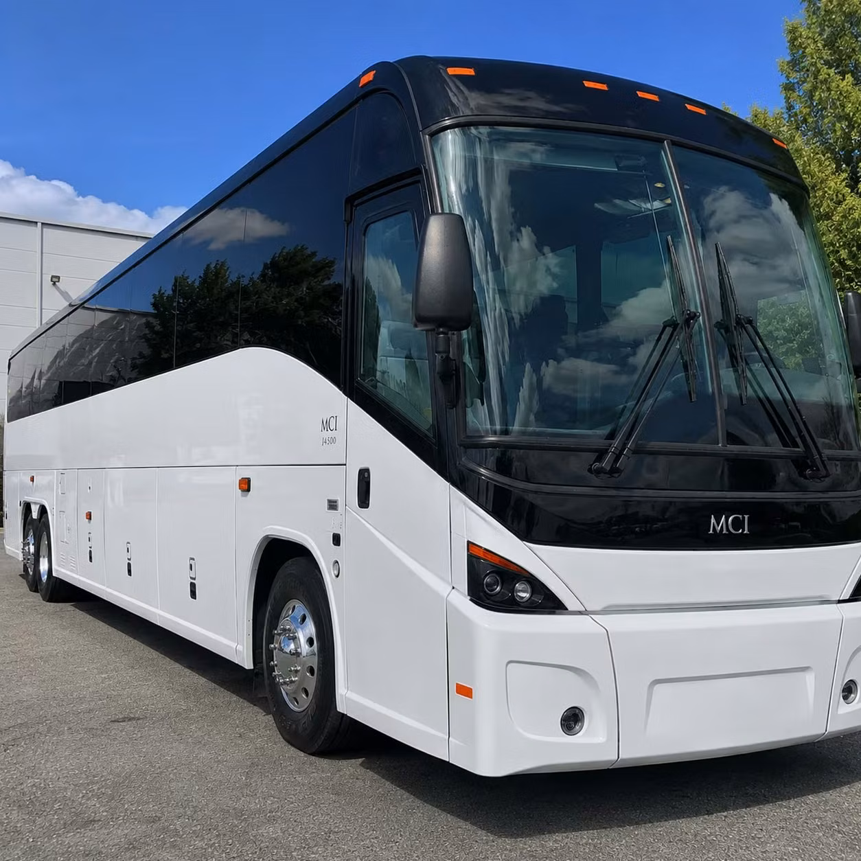 with so many flights out of mcclellan palomar airport a private shuttle makes sense